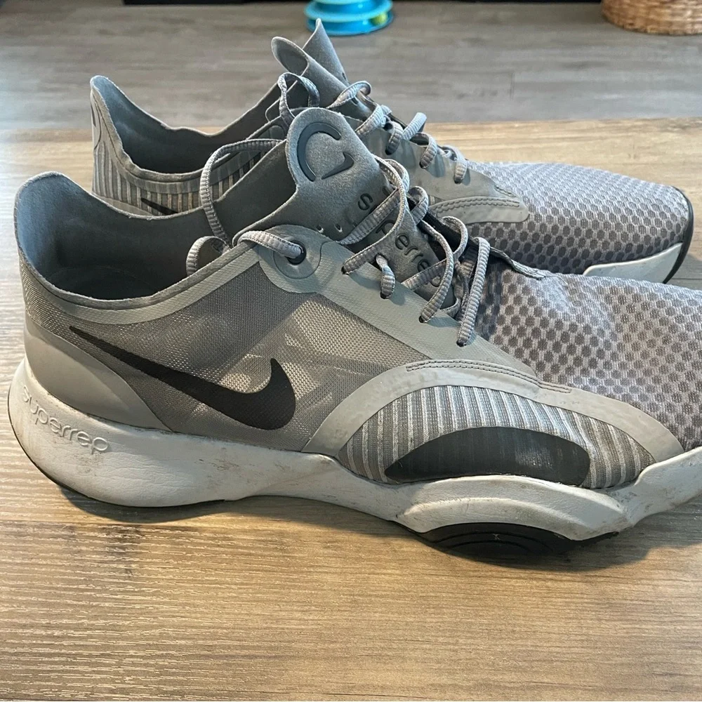 Nike Superrep Men’s 12 gray training running lace up mesh upper sneakers